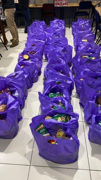 Gepackte Lebensmitteltüten